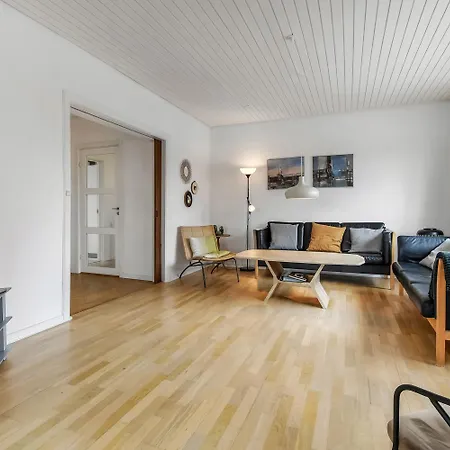 Activity House With Wellness Area-sj700 בית נופש